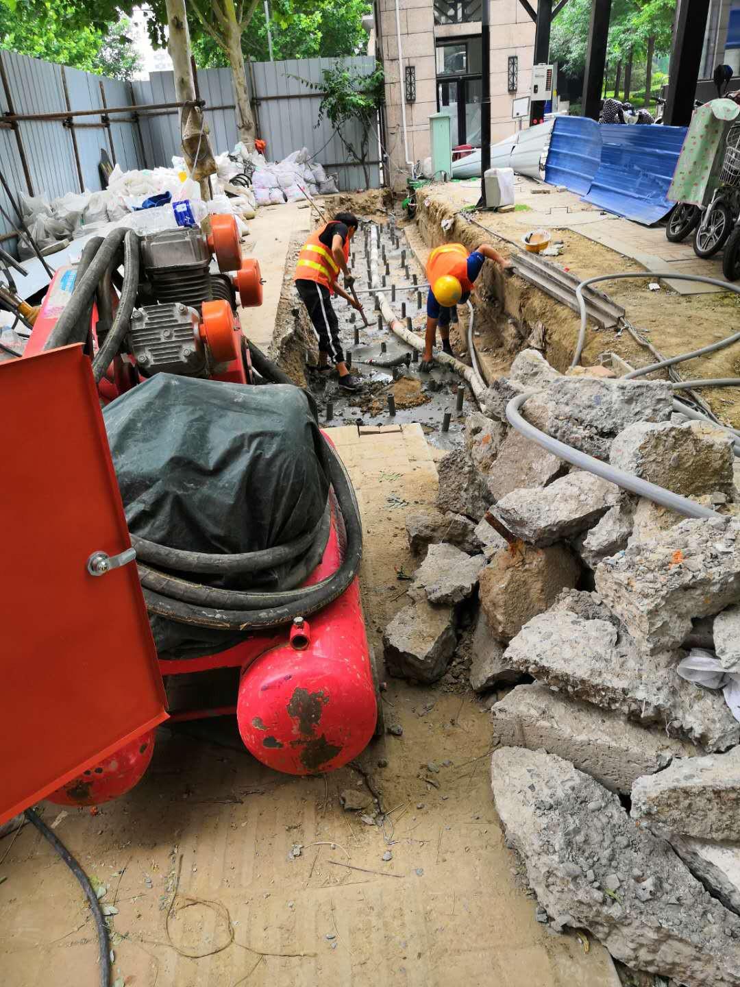 沉湖管委会地基加固解决房子的地基下沉问题